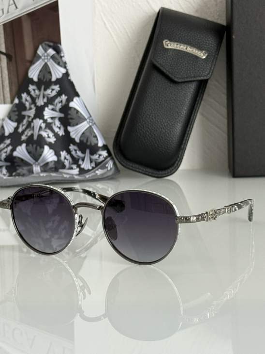 Picture of Chrome Hearts Sunglasses _SKUfw73375633fw